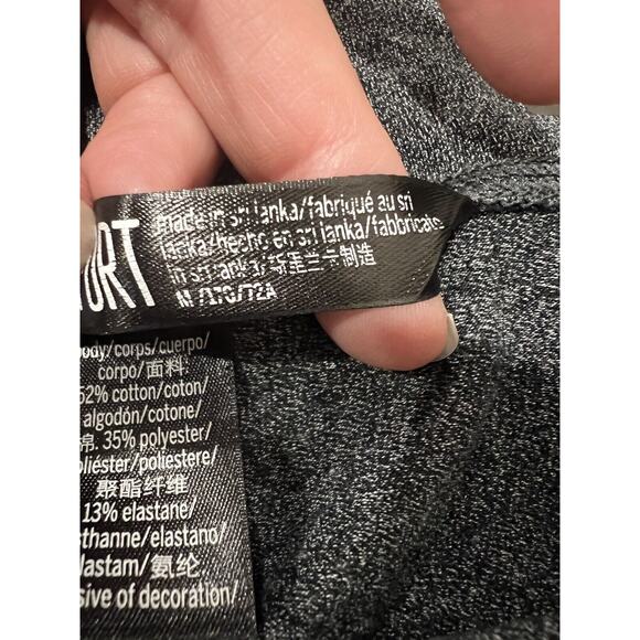 Victoria Secret Leggings Women’s Medium Grey Stirrup Capris - Picture 3 of 7